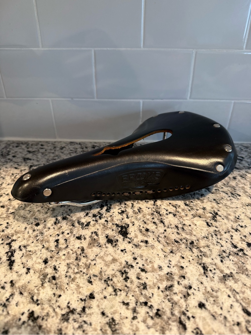 Brooks B17 Imperial Saddle - Picture 3 of 9